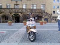 Vespa alleine